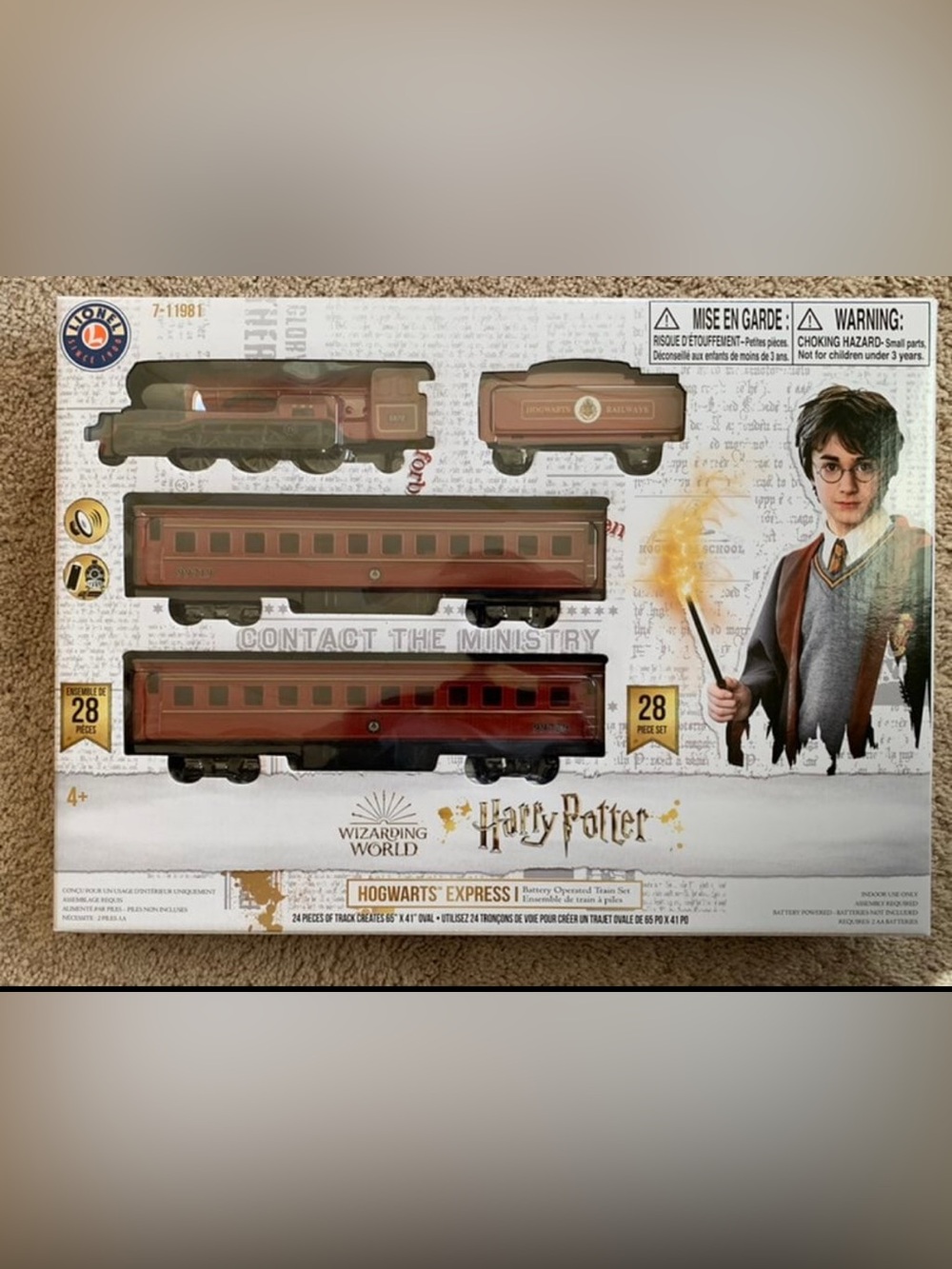 Hogwarts Express I Train Set Harry Potter Lionel 7-11981 Battery Powered Sounds